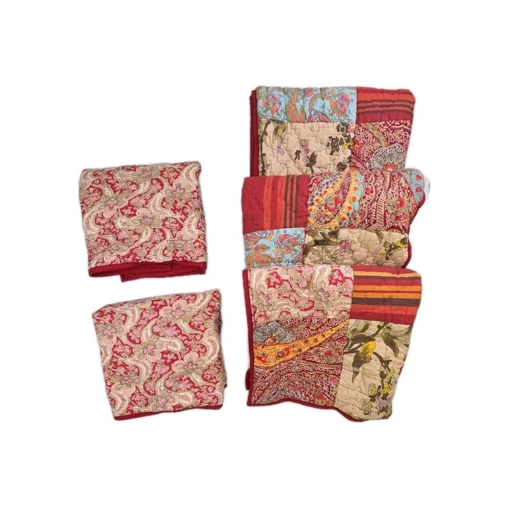 2 Pottery Barn Georgia Quilted Paisley Pillow Shams‎ Pink Red Standard